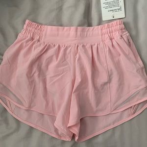 Lululemon Hotty Hot Shorts 4”